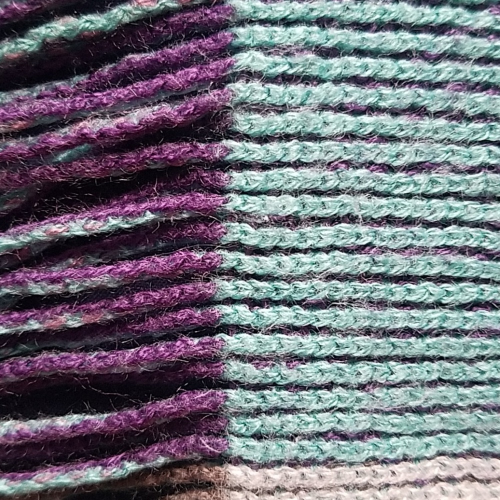 Scarf - Picture 2 of 3